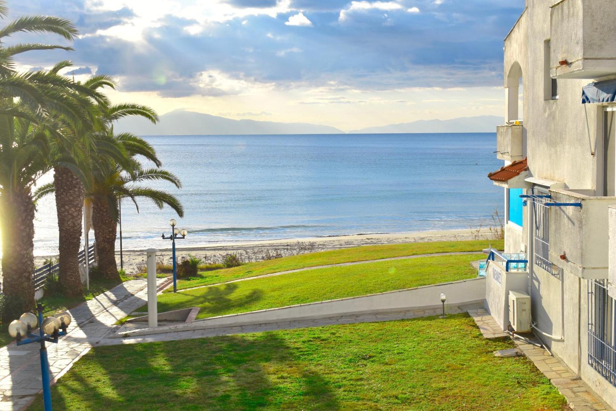 Apartment Bella, Beachfront, Sea view Siviri Esterno foto